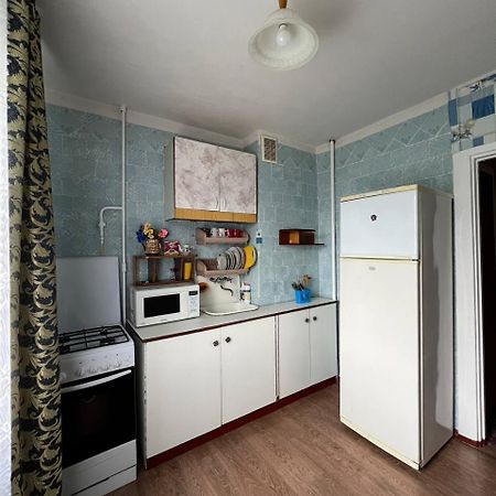 Уютная Квартира Посуточно Улица Белова Cherníhiv Exterior foto